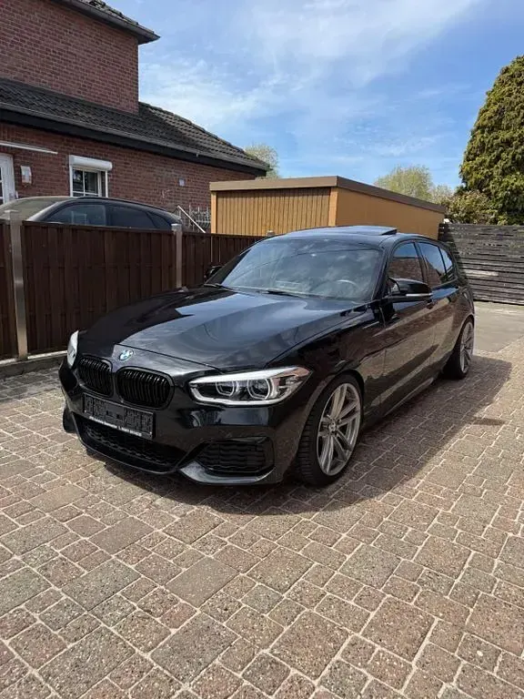 Używany BMW M135 Performance 326 KM (239 kW) 2016 Czarny Hatchback