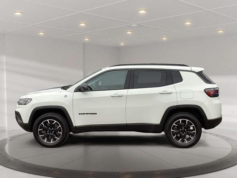 Occasion Jeep Compass Trailhawk 179 ch (131 kW) 2022 Blanc SUV