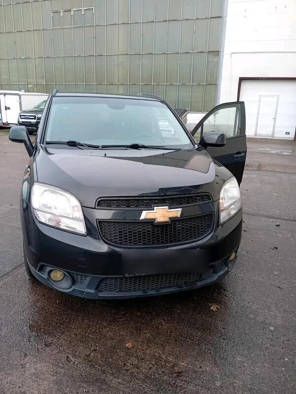 Schwarz Gebraucht 2011 Chevrolet Orlando Limousine | 4.500 € (Guter Preis) - Bild 1/4