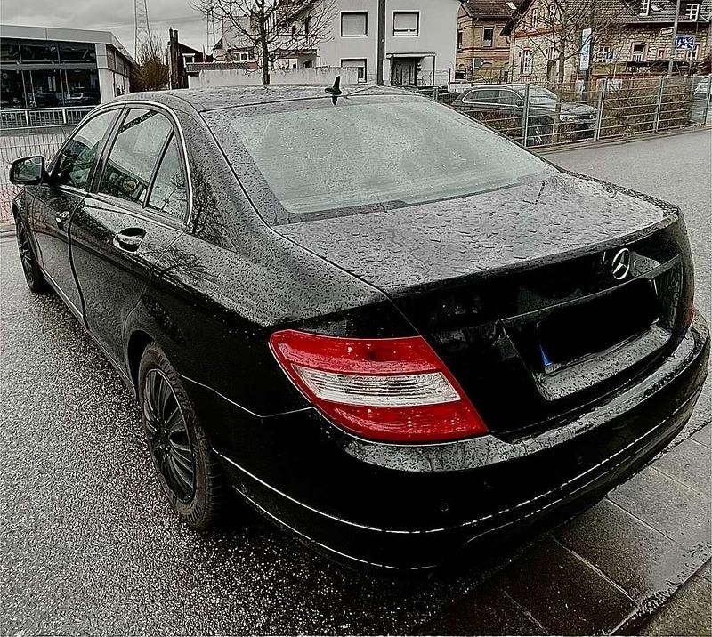 Gebraucht Mercedes C180 Elegance 156 PS (114 kW) 2007 Schwarz Limousine