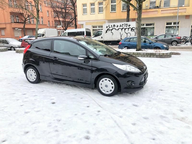 Gebraucht Ford Fiesta Titanium 120 PS (88 kW) 2011 Schwarz Kleinwagen