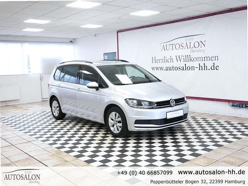 Gebraucht VW Touran Trendline 110 PS (80 kW) 2016 Silber Van / Kleinbus