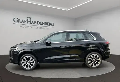 Neu Audi Q3 Comfort 150 PS (110 kW) 2025 Schwarz SUV