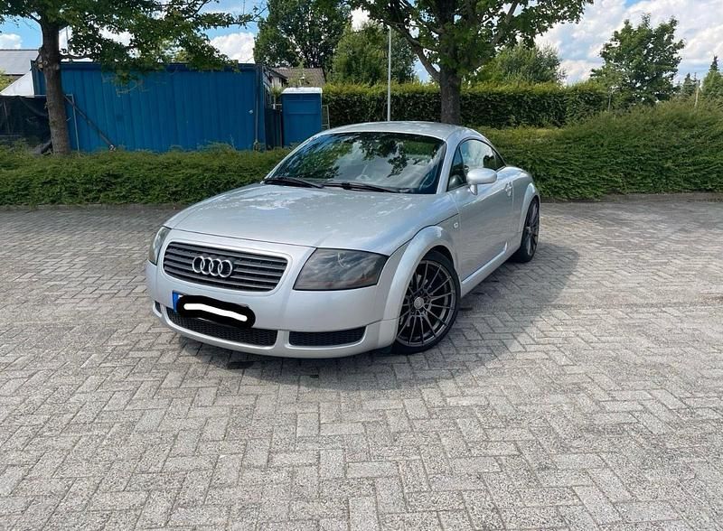 Silber Gebraucht 1998 Audi TT Coupé | 4.000 € (Fairer Preis) - Bild 1/4