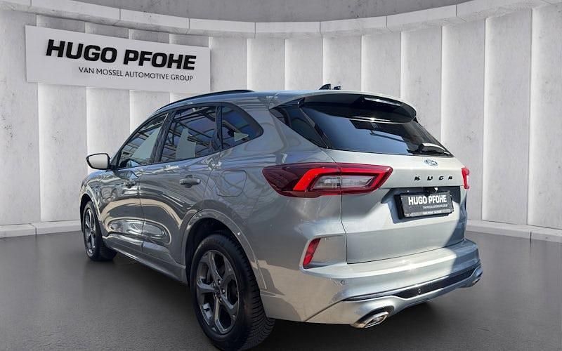 Gebraucht Ford Kuga ST-Line 186 PS (136 kW) 2024 Silber SUV