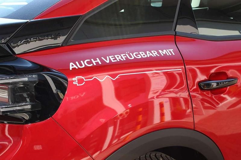 Neu Citroën C4 101 PS (74 kW) 2026 Lackierung elixierrot SUV