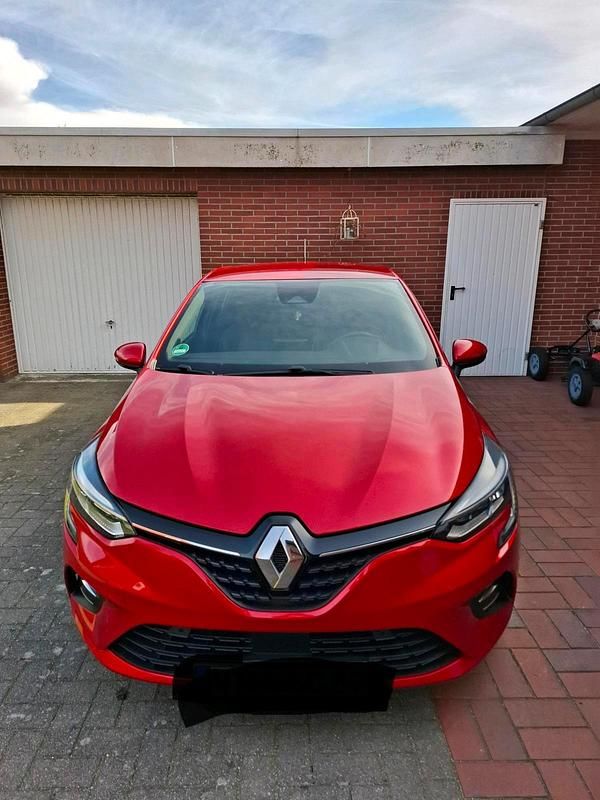 Second-hand Renault Clio V 100 CP (73 kW) 2019 Roșu Berlinǎ