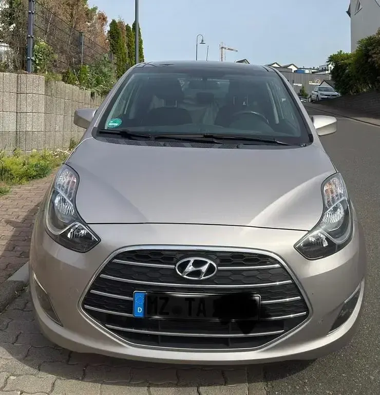 Gebraucht Hyundai ix20 Space Plus 125 PS (91 kW) 2019 Kleinwagen