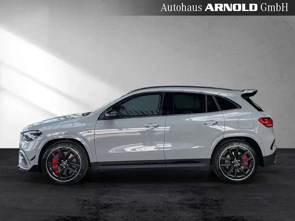 Gebraucht Mercedes GLA45 AMG AMG 421 PS (309 kW) 2026 Grau SUV