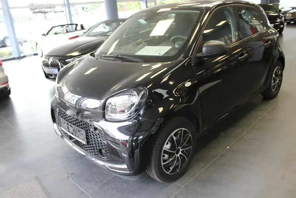 Gebraucht Smart ForFour Electric Drive 60 kW (82 PS) 2022 Schwarz Limousine