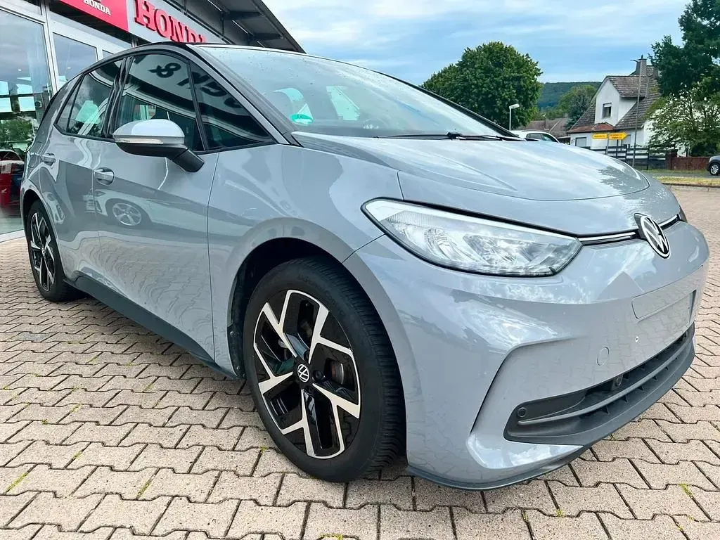 Gebraucht VW ID.3 Pro 150 kW (204 PS) 2024 Grau Kleinwagen