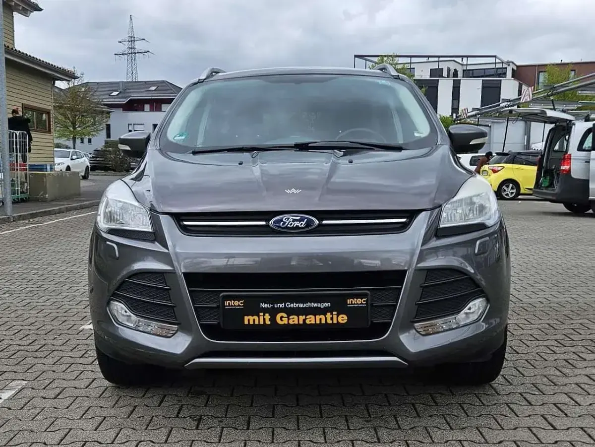 Gebraucht Ford Kuga Trend 150 PS (110 kW) 2014 Sterling gray (foe) SUV