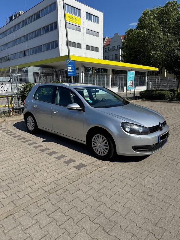 Silber Gebraucht 2009 VW Golf VI Kleinwagen | 5.200 € (Fairer Preis) - Bild 1/4