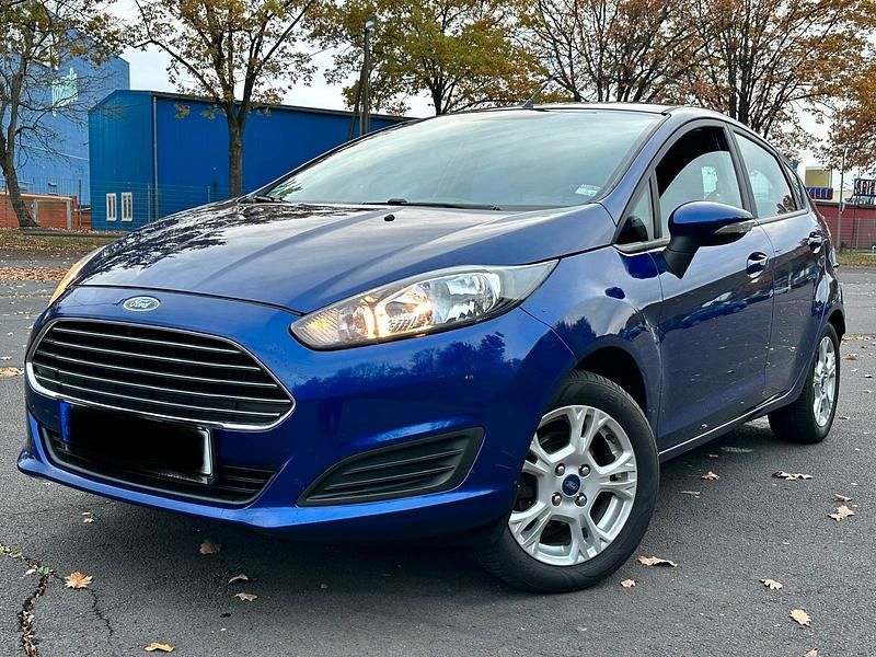 Blau Gebraucht 2014 Ford Fiesta SYNC Edition Limousine | 3.199 € (Fairer Preis) - Bild 1/4