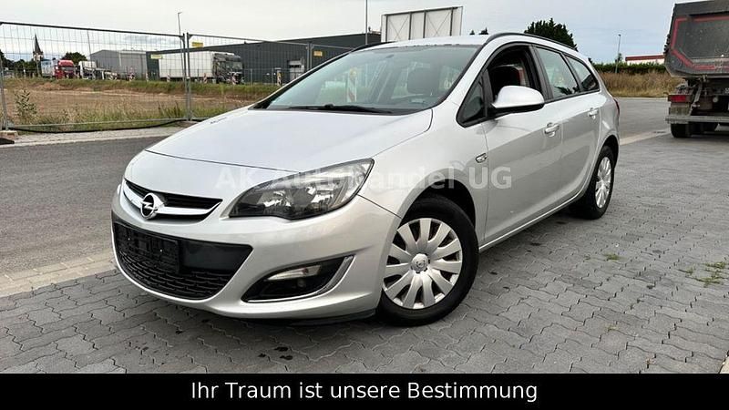 Gebraucht Opel Astra Edition 110 PS (80 kW) 2013 Silber Kombi
