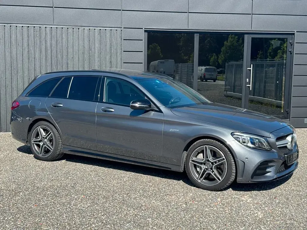 Gebraucht Mercedes C43 AMG AMG 390 PS (286 kW) 2020 Grau Limousine