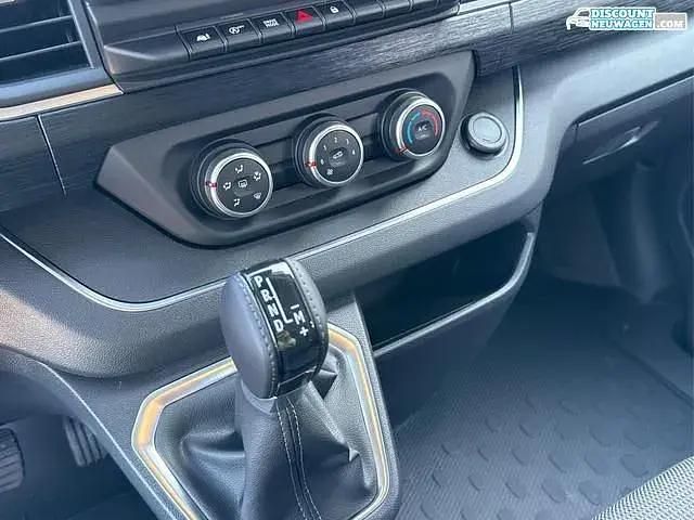 Highland grau Neu 2025 Renault Trafic Equilibre Van / Kleinbus | 43.190 € (Fairer Preis) - Bild 1/4