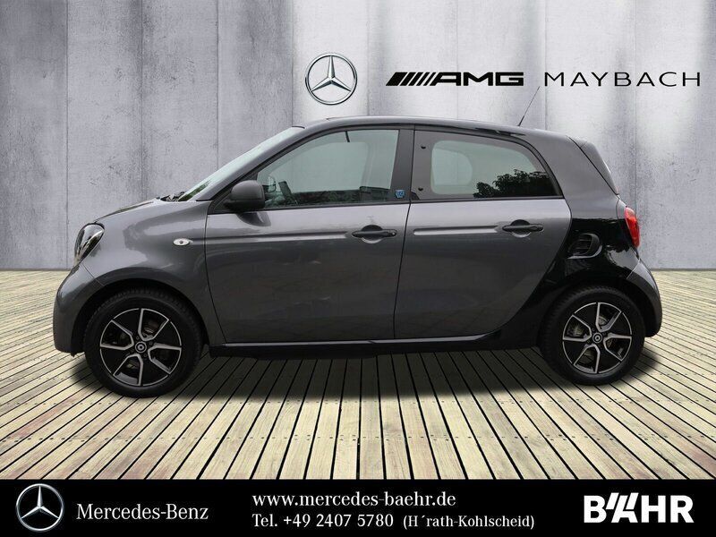Gebraucht Smart ForFour Electric Drive 60 kW (82 PS) 2021 Karosserie in graphite grey () Limousine