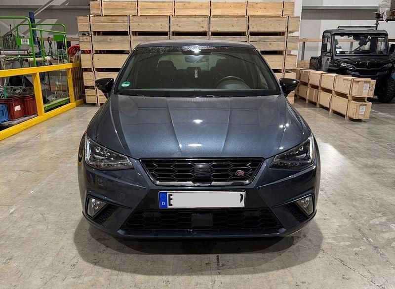Grau Gebraucht 2019 Seat Ibiza FR-Line Kleinwagen | 15.000 € (Etwas zu teuer) - Bild 1/4