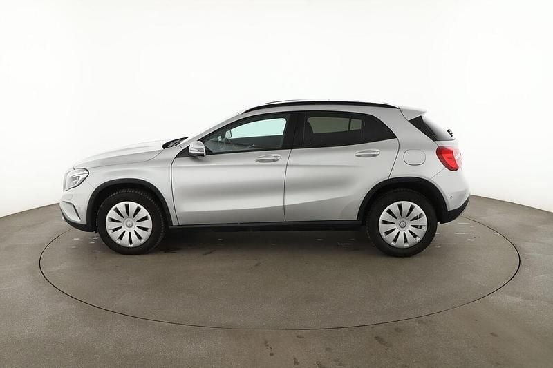Gebraucht Mercedes GLA200 136 PS (100 kW) 2016 Silber SUV