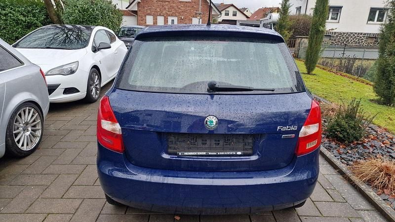 Gebraucht Skoda Fabia Cool Edition 69 PS (50 kW) 2011 Blau Kleinwagen