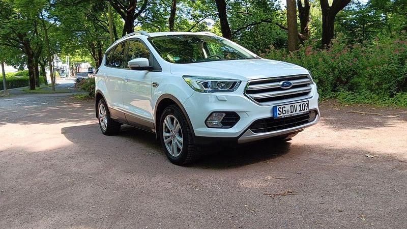 Schwarz Gebraucht 2020 Ford Cougar Coupé | 17.000 € - Bild 1/4