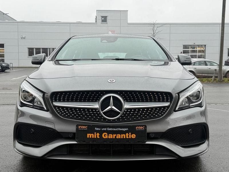 Gebraucht Mercedes CLA200 AMG line 156 PS (114 kW) 2018 Grau Limousine