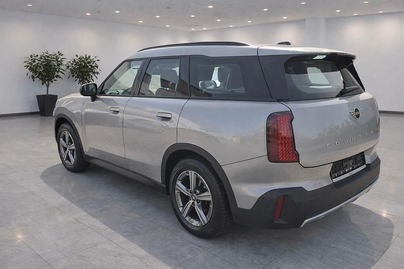 Gebraucht Mini Cooper Essential 163 PS (119 kW) 2024 Silber Kleinwagen