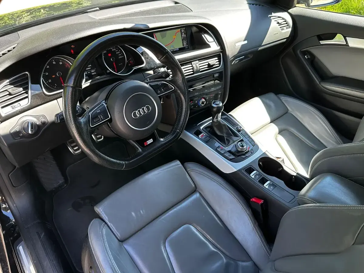 Gebraucht Audi A5 Cabriolet Sport 170 PS (125 kW) 2015 Schwarz Cabrio