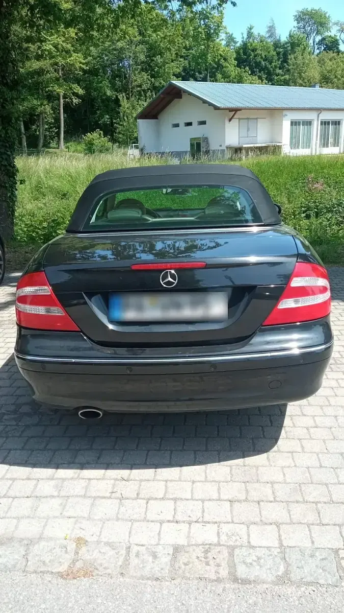 Gebraucht Mercedes CLK240 170 PS (125 kW) 2005 Schwarz Cabrio