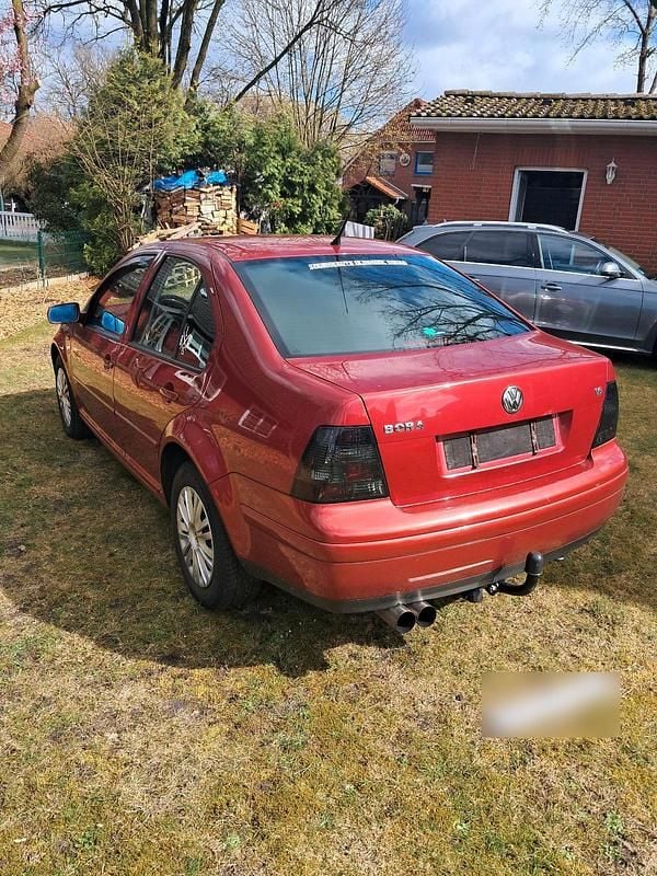 Gebraucht VW Bora 101 PS (74 kW) 1998 Rot Limousine