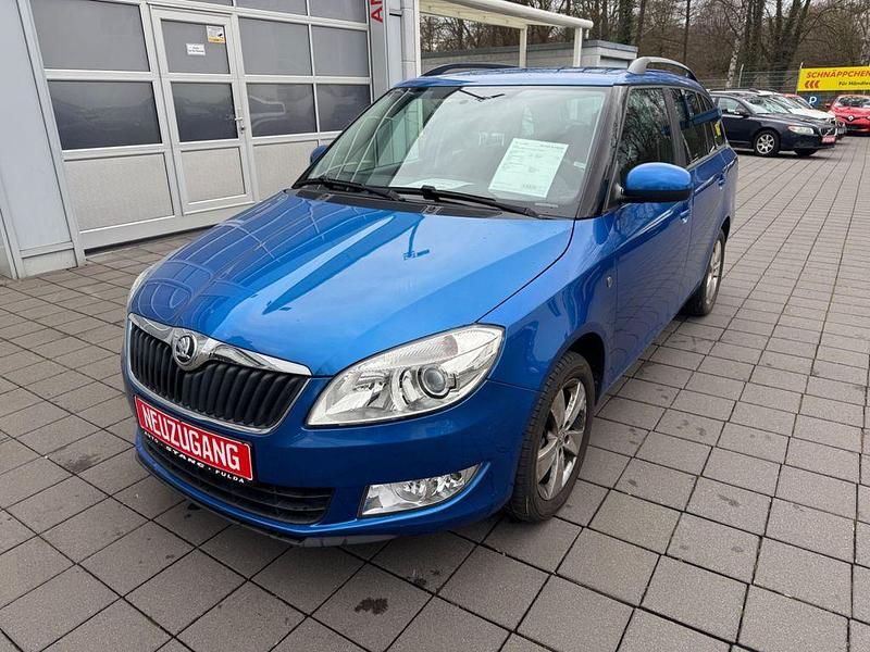Gebraucht Skoda Fabia Fresh 105 PS (77 kW) 2014 Blau Kombi