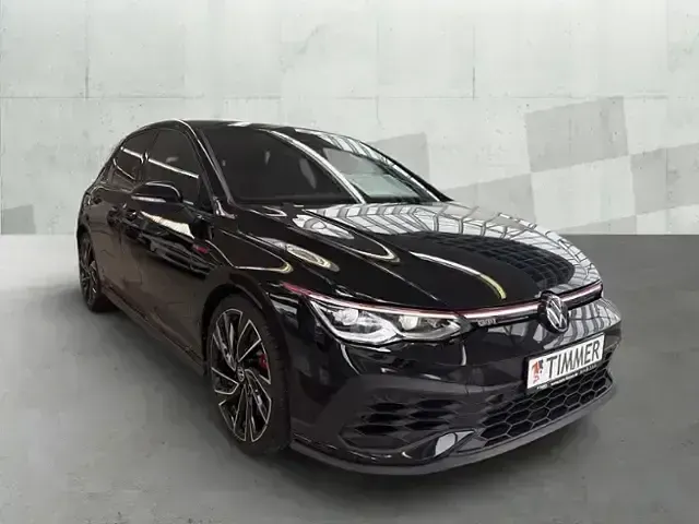 Gebraucht VW Golf VIII CLUB 300 PS (220 kW) 2024 Schwarz Limousine