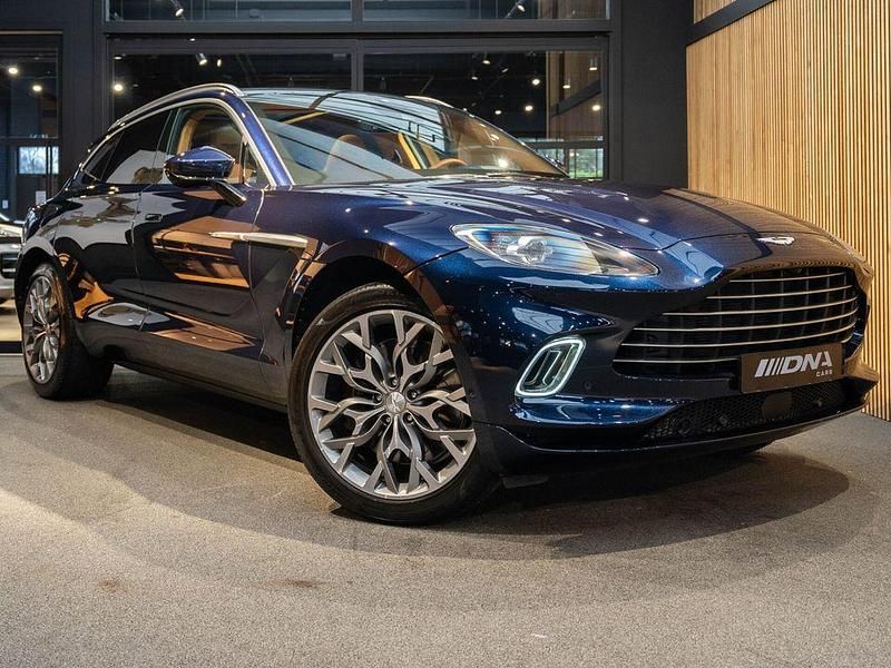 Blau Gebraucht 2020 Aston Martin DBX SUV | 139.995 € - Bild 1/4