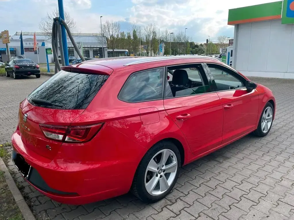 Gebraucht Seat Leon ST FR 150 PS (110 kW) 2016 Rot Kombi
