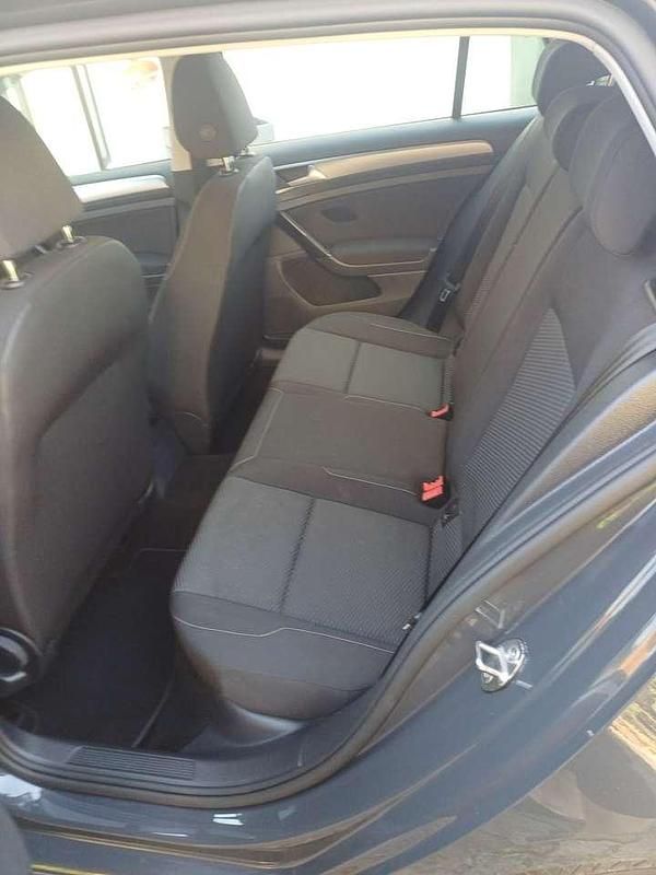 Gebraucht VW Golf VII Trendline 86 PS (63 kW) 2019 Grau Limousine