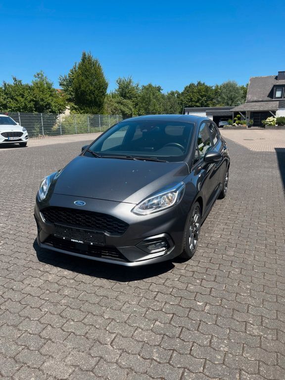 Grau Gebraucht 2019 Ford Fiesta ST-Line Kleinwagen | 12.990 € (Fairer Preis) - Bild 1/4