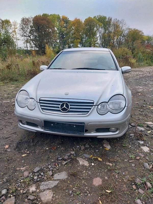 Silber Gebraucht 2001 Mercedes CL200 Coupé | 2.450 € (Guter Preis) - Bild 1/4