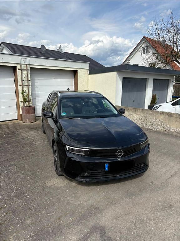 Gebraucht Opel Astra Elegance 131 PS (96 kW) 2023 Schwarz Kombi
