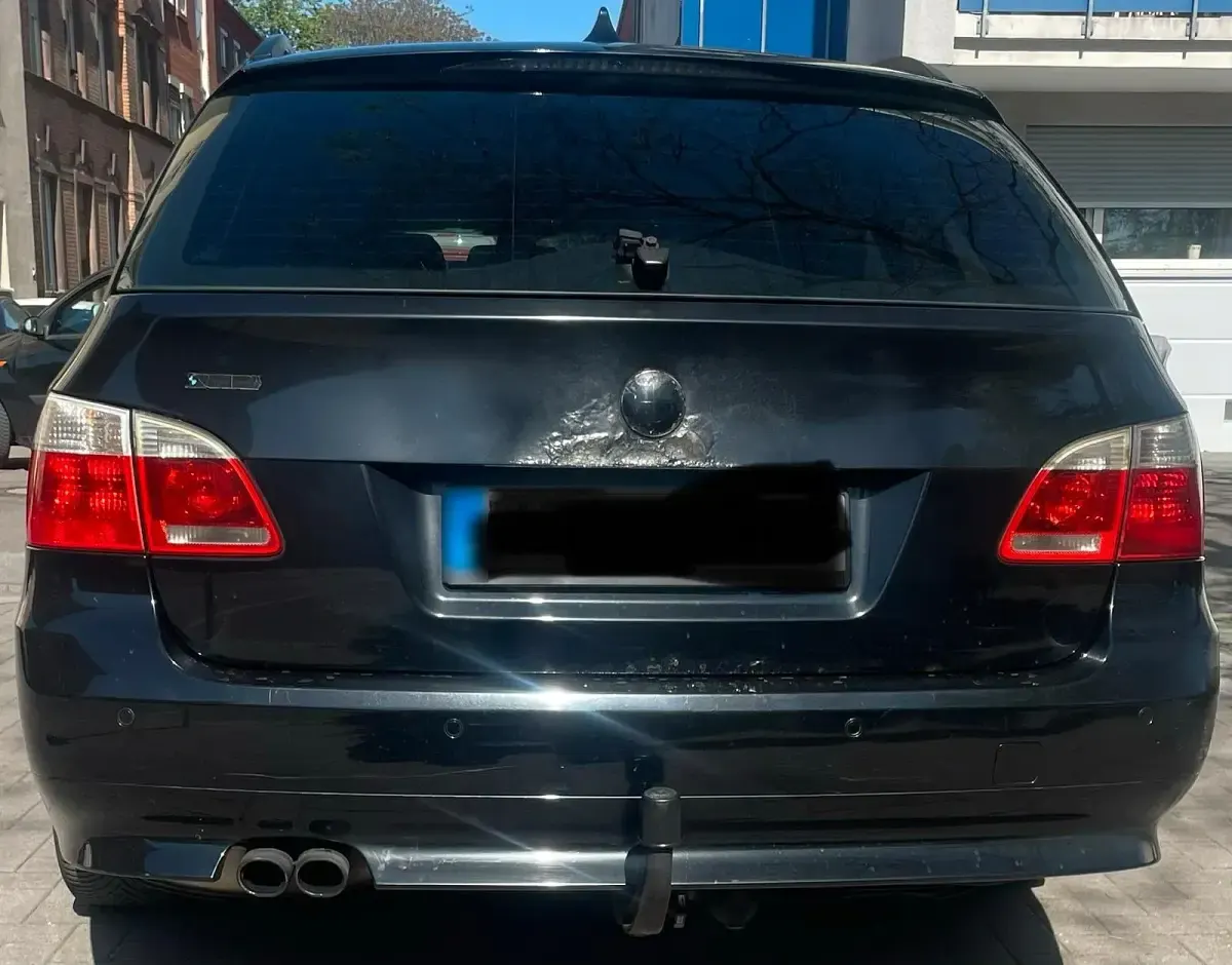 Gebraucht BMW 525 176 PS (129 kW) 2005 Schwarz Kombi
