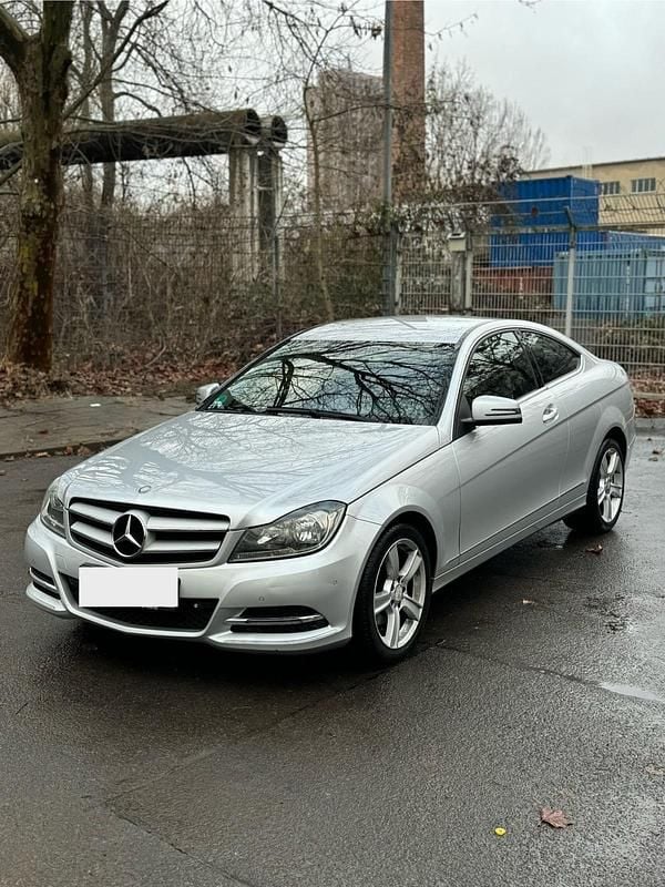 Silber Gebraucht 2013 Mercedes C220 Coupé | 9.750 € (Superpreis) - Bild 1/4