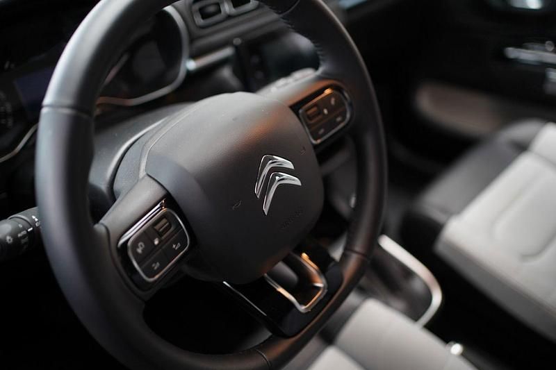 Gebraucht Citroën C3 PureTech 110 PS (80 kW) 2023 Sand beige Kleinwagen