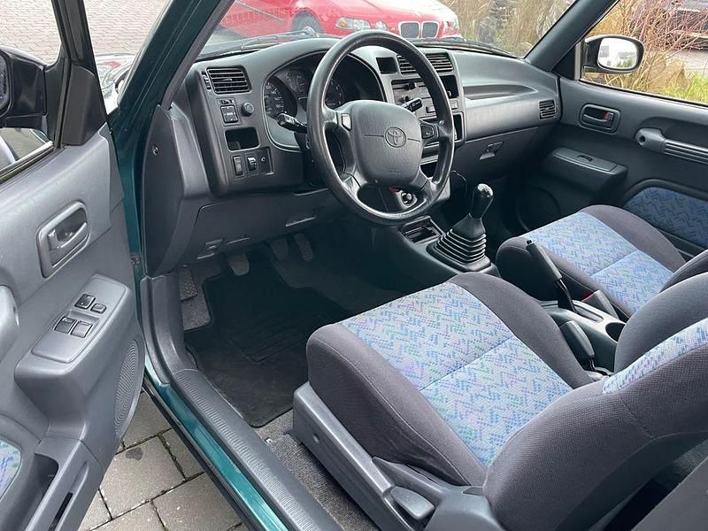 Gebraucht Toyota RAV4 129 PS (94 kW) 1995 Grün SUV