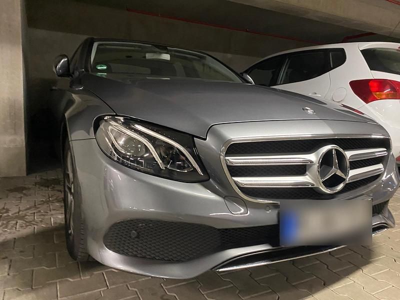Gebraucht Mercedes E200 184 PS (135 kW) 2019 Silber Limousine