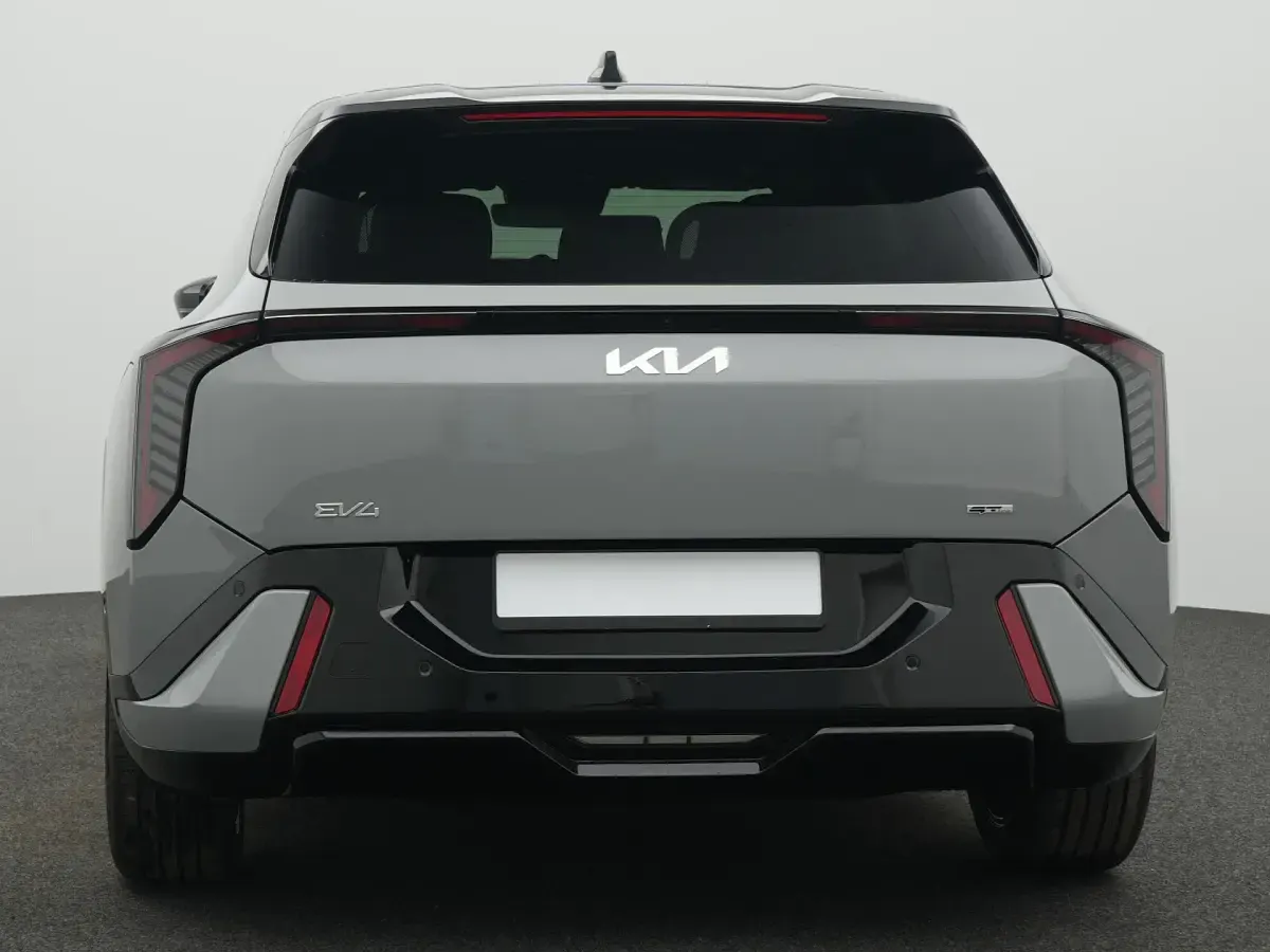 Gebraucht Kia EV4 150 kW (204 PS) 2025 Wolf gray m Kleinwagen