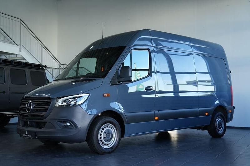 Amazon dunkelgrau Gebraucht 2024 Mercedes Sprinter Van | 35.890 € (Superpreis) - Bild 1/4