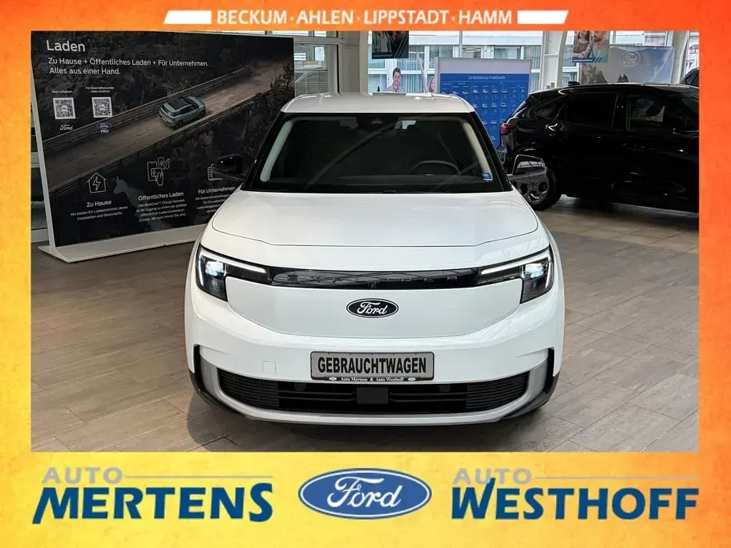 Używany Ford Explorer 250 kW (340 KM) 2025 Biały SUV
