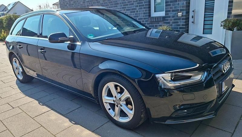 Gebraucht Audi A4 Ambition 150 PS (110 kW) 2013 Schwarz Kombi
