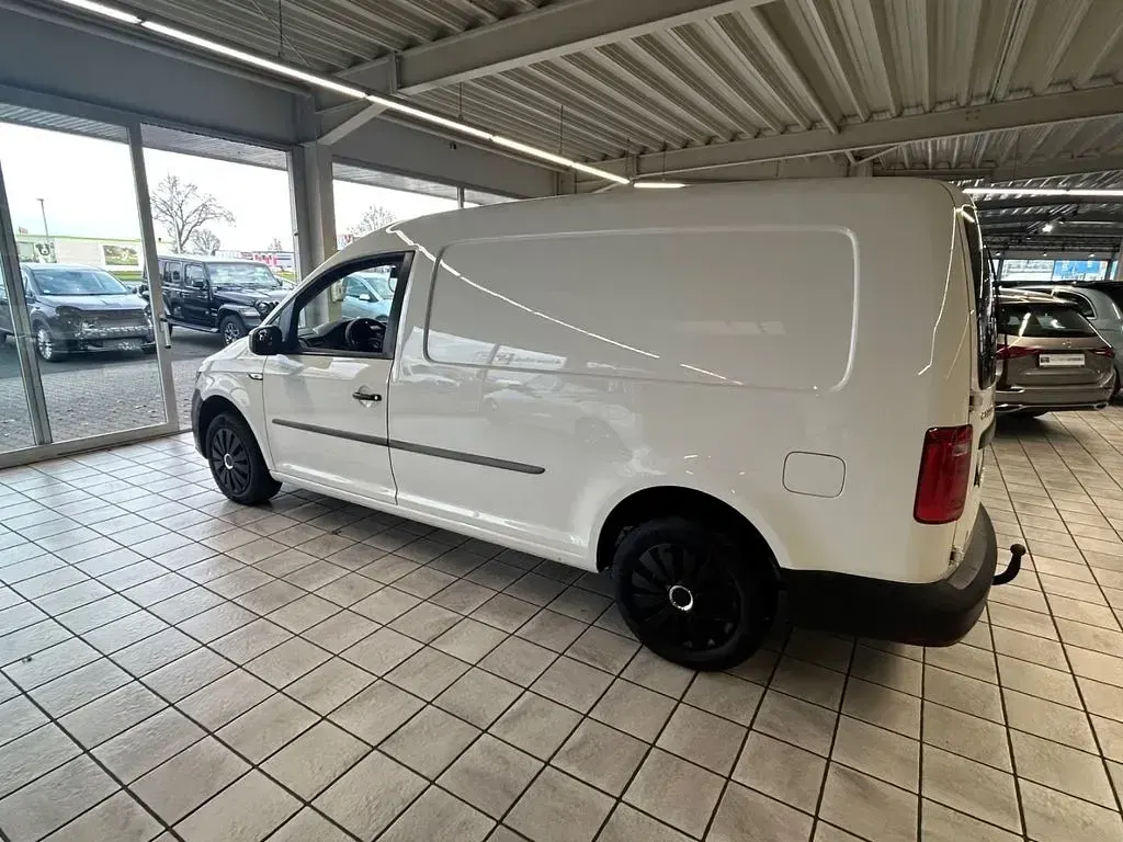 Gebraucht VW Caddy 102 PS (75 kW) 2019 Weiß Van / Kleinbus