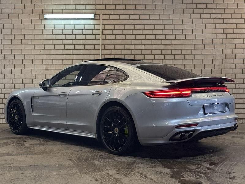 Gebraucht Porsche Panamera Turbo S Sport 680 PS (500 kW) 2017 Gt silber Limousine